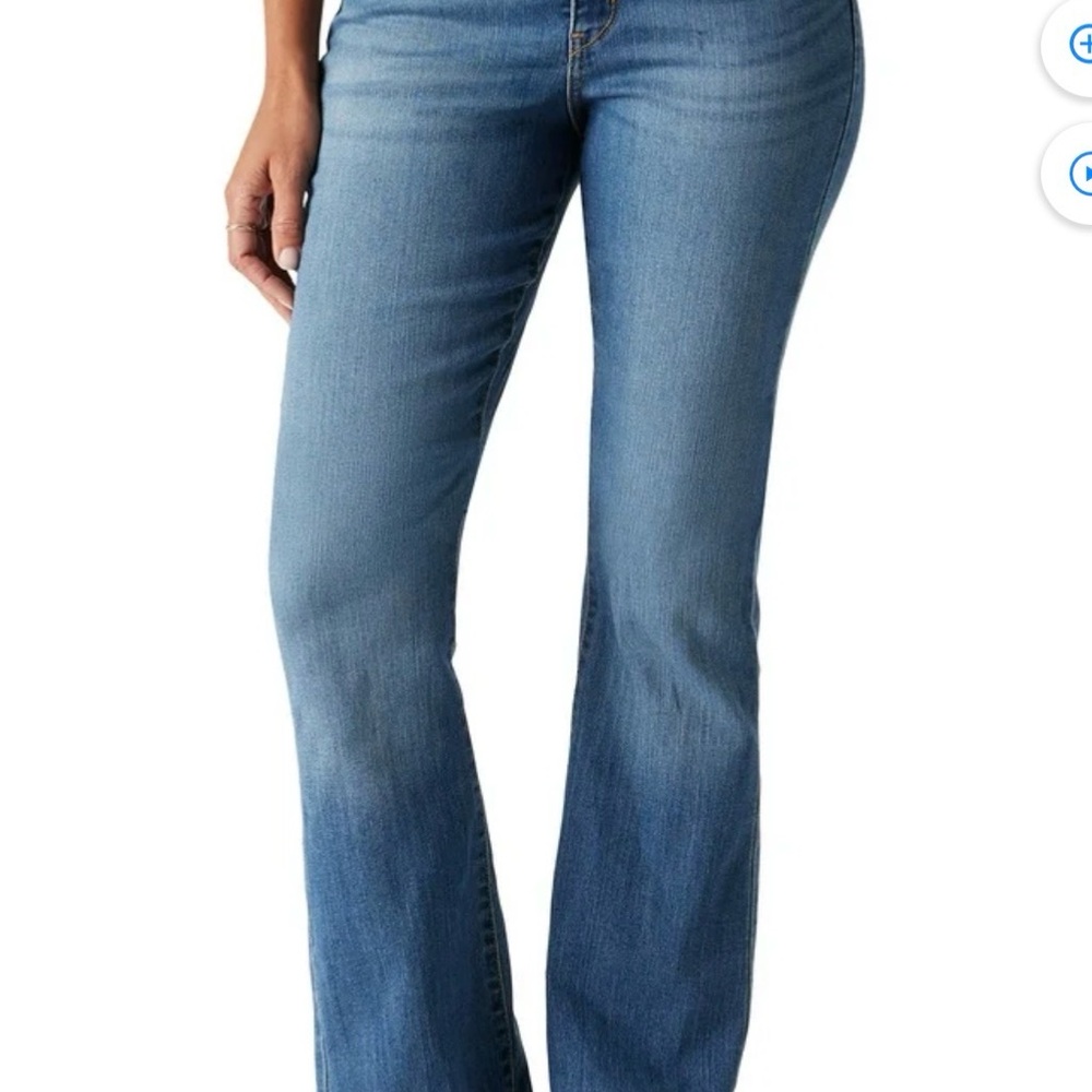 Levi Strauss & Co Signature Jeans